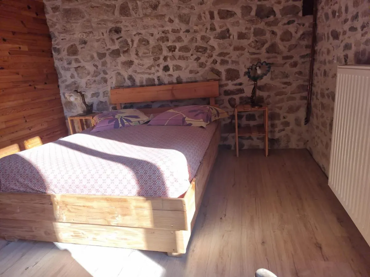 Chambres Et Table D'Hotes Il Fut Un Temps... Saint-Marcel-d'Urfe Bed & Breakfast